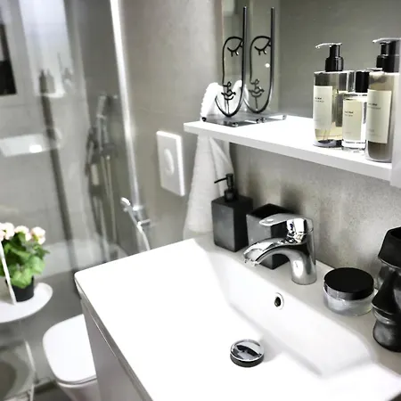 The Centre Spot Daire